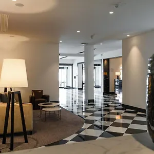 Hotel Le Bois De, Brugia